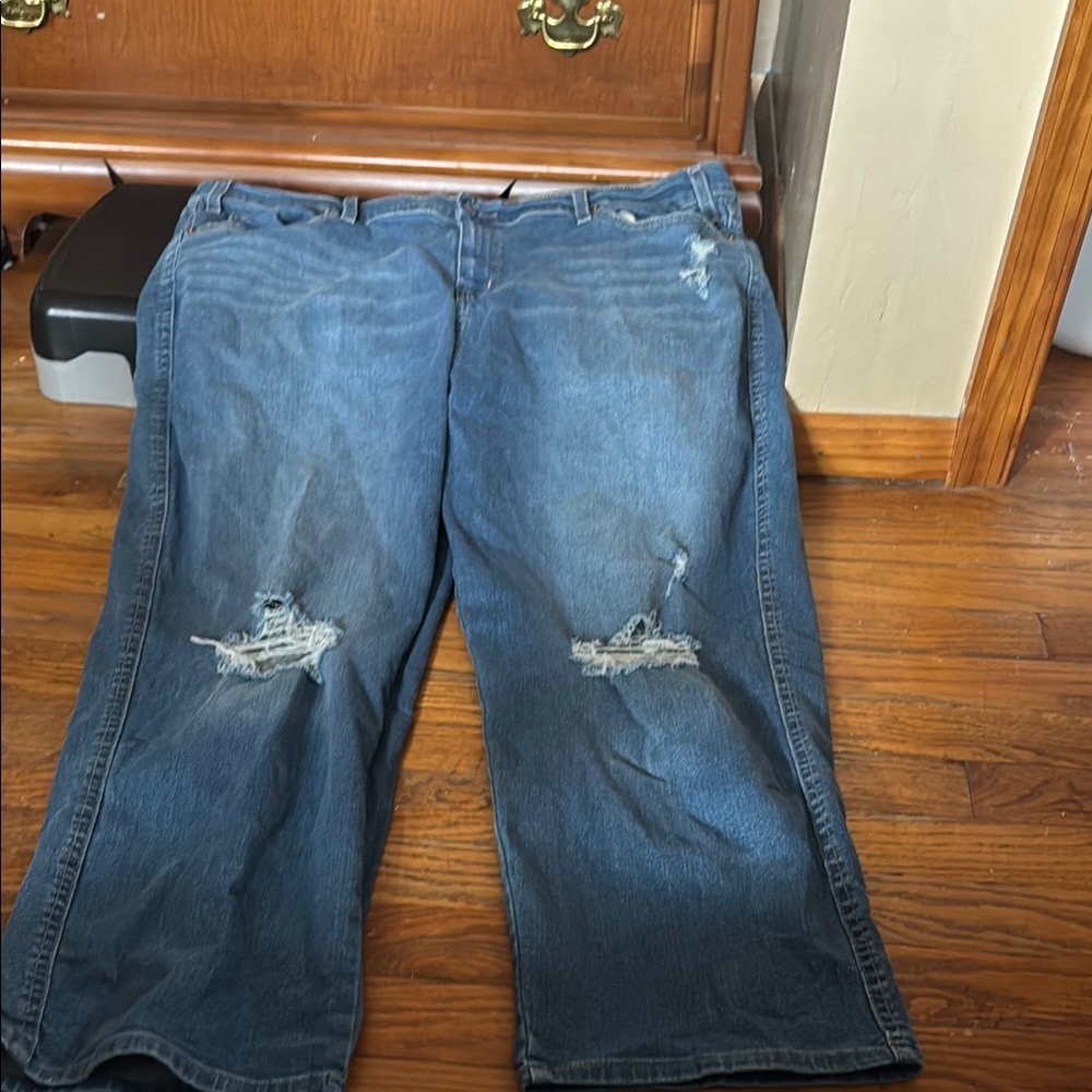 Women’s Blue Distressed Jeans